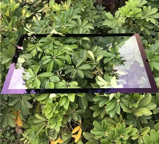 Anti-Reflektieren des Glas