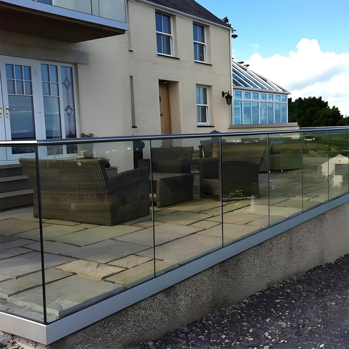 is-tempered-glass-safety-glass-01.jpg is-tempered-glass-safety-glass-01.jpg