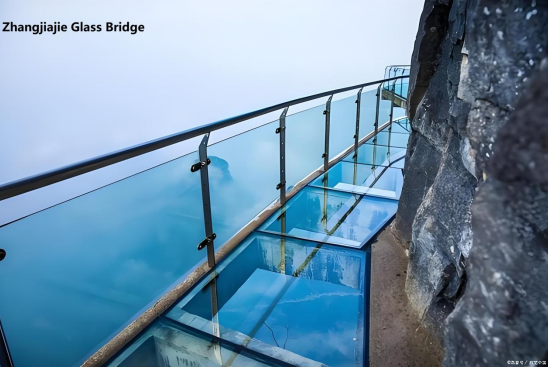 sgp-laminated-glass-01.png sgp-laminated-glass-01.png